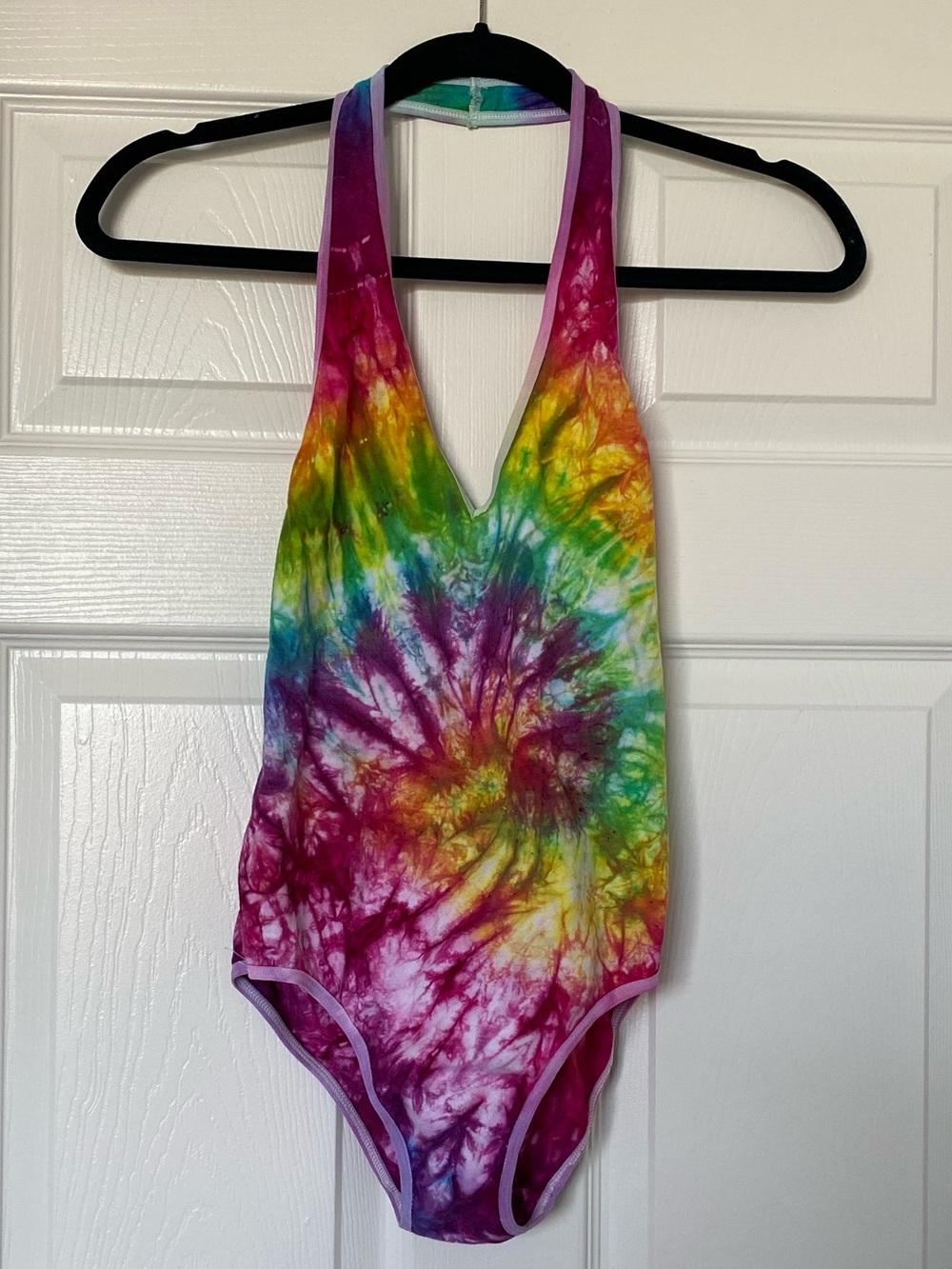 Tie-Dye V-Neck Halter Women’s Bodysuit - Multicolor